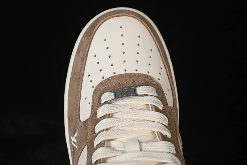 All categories Nk Air Force 1 Air Force series Nk Air Force 1 Low Air Force low-top Nike Air Force 1'07 Low joint beige brown navy Air Force 1 low-top casual sneakers NH0601-589